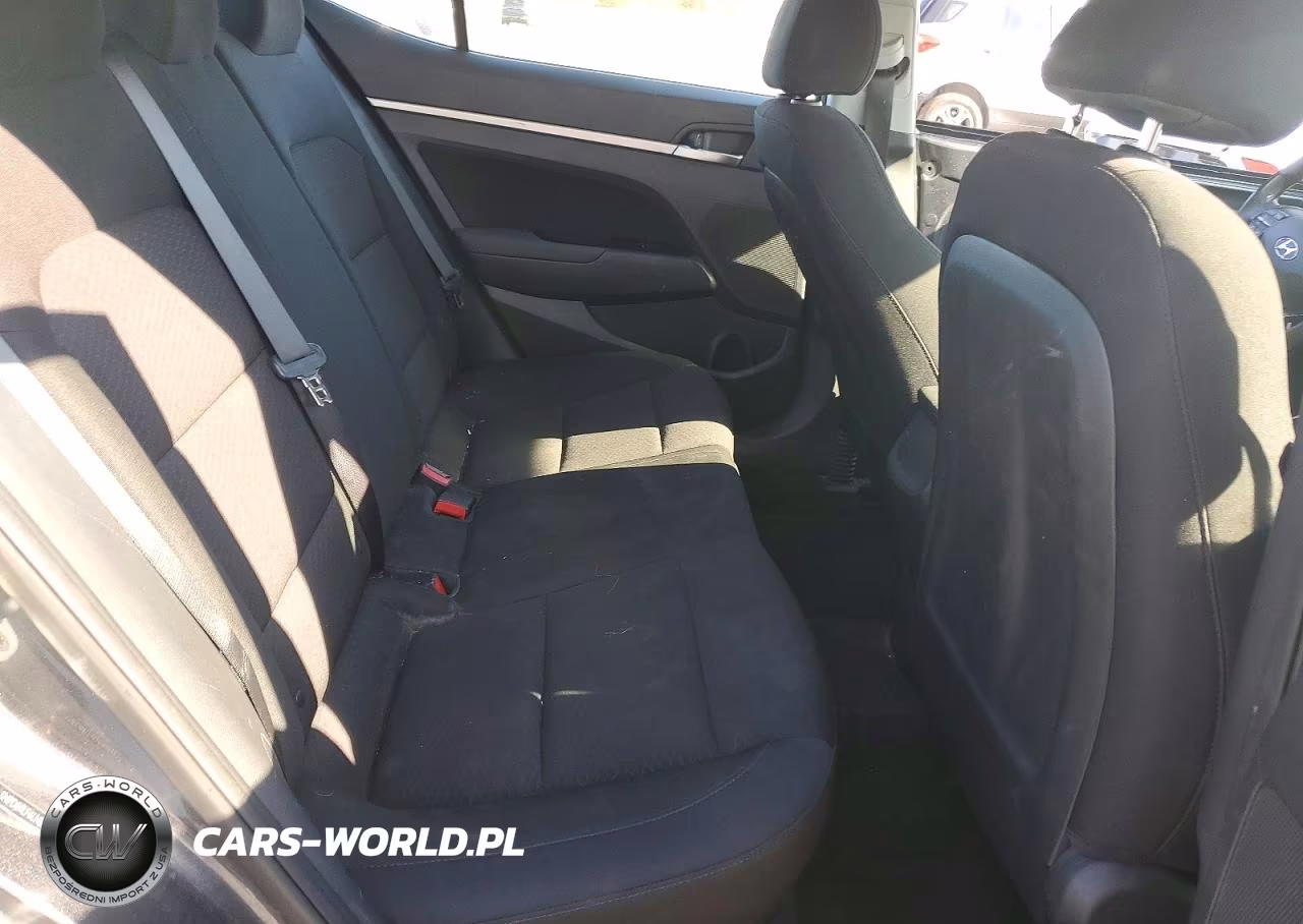 2020 Hyundai Elantra Sel VIN:5NPD84LF6LH590343 - 10