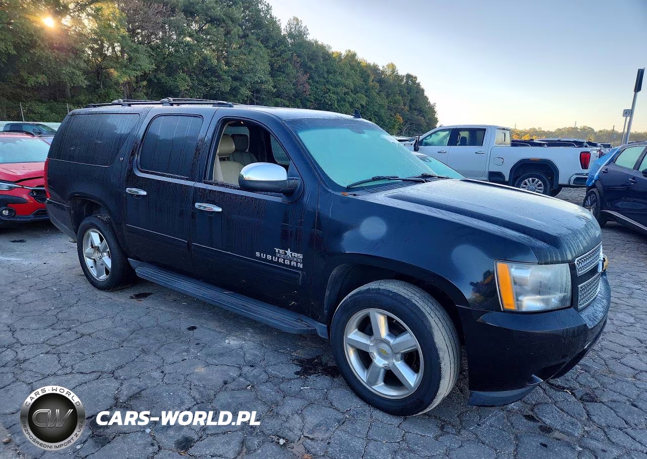 2013 Chevrolet Suburban C1500 Lt VIN:1GNSCJE09DR121200 - 4