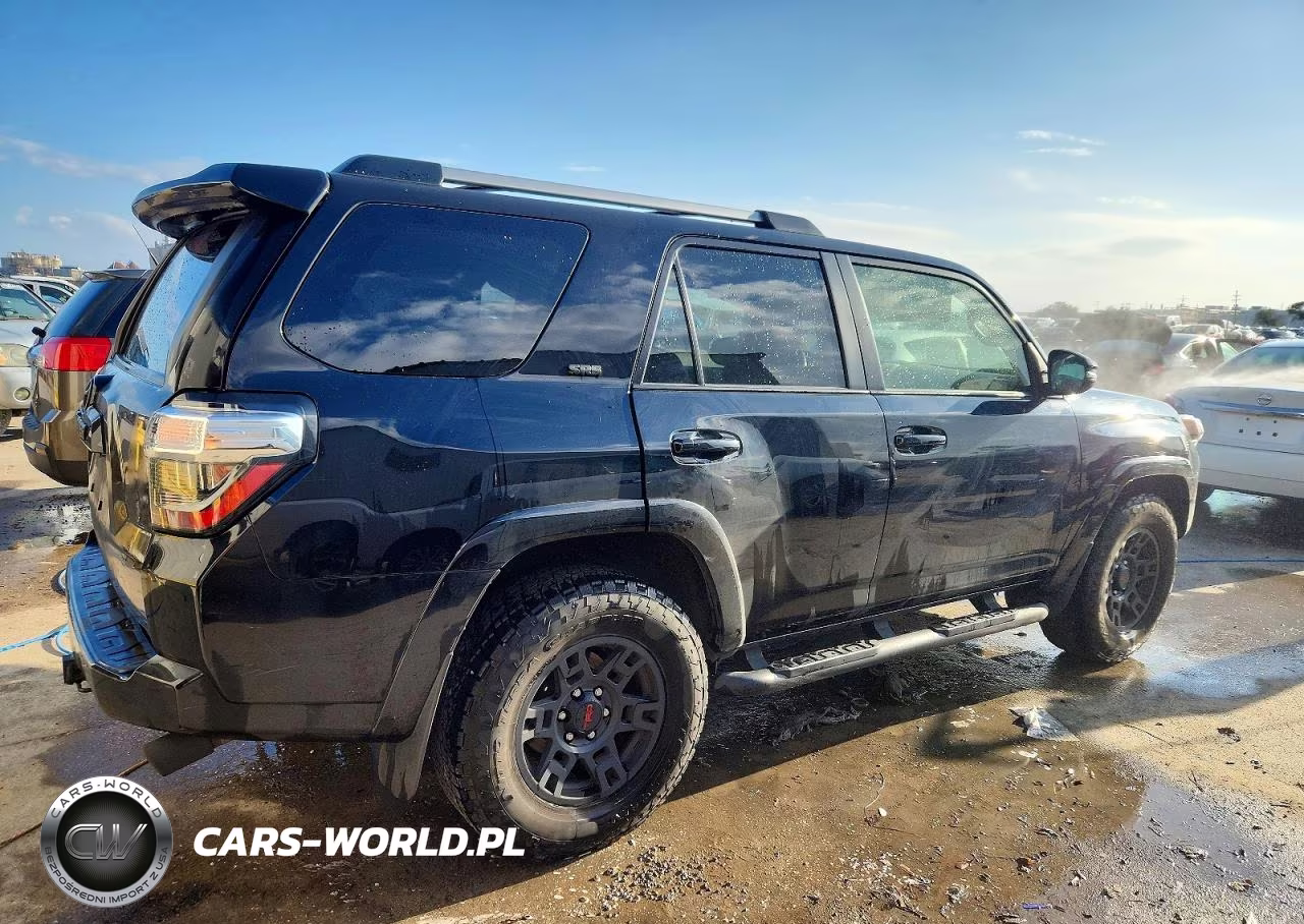 2023 Toyota 4Runner Sr5 Premium VIN:JTEFU5JR5P5293945 - 3