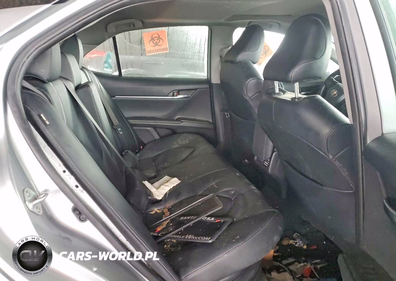 2022 Toyota Camry Hybrid Xse VIN:4T1K31AK3NU043894 - 10