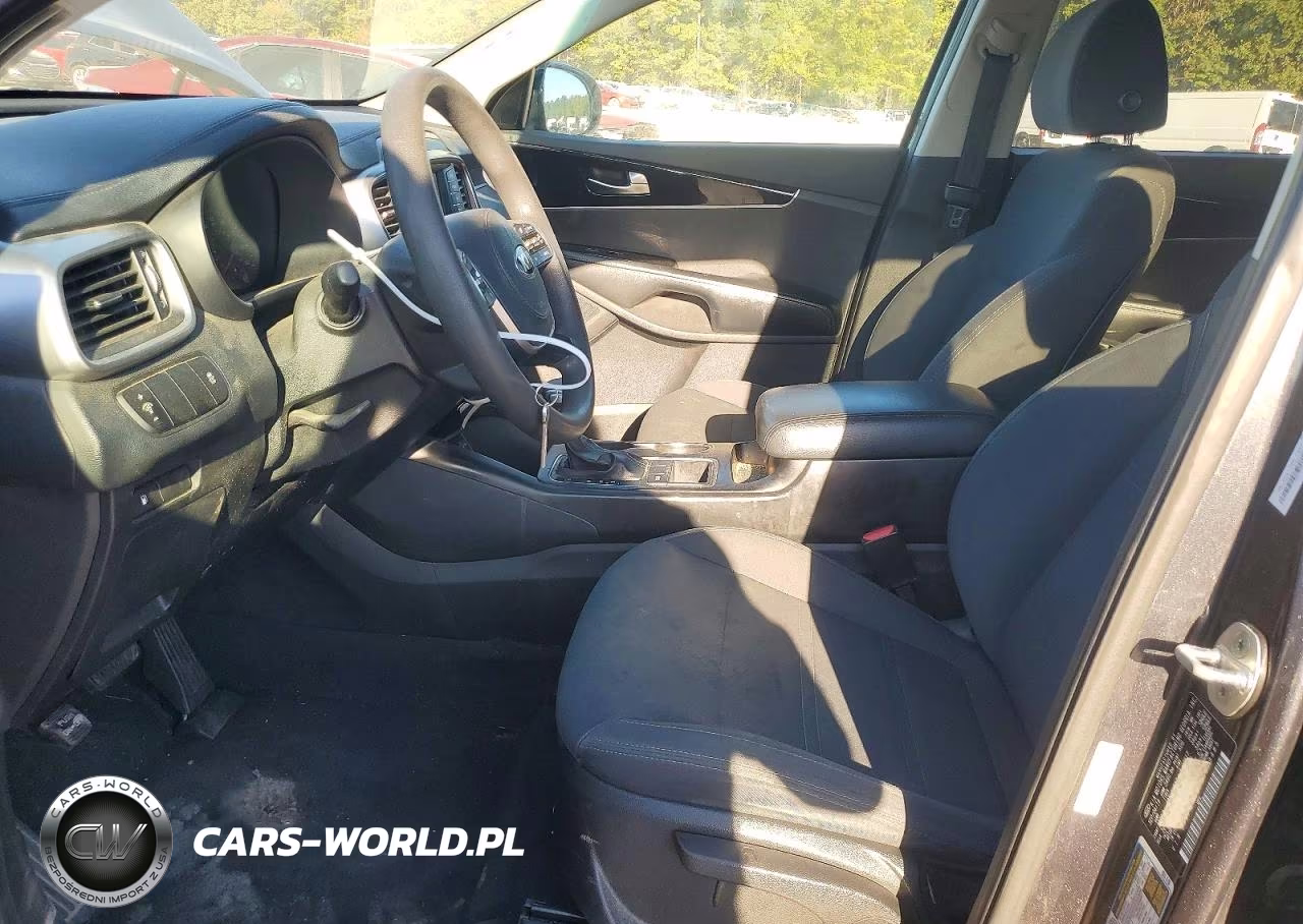 2020 Kia Sorento S VIN:5XYPG4A51LG629485 - 7
