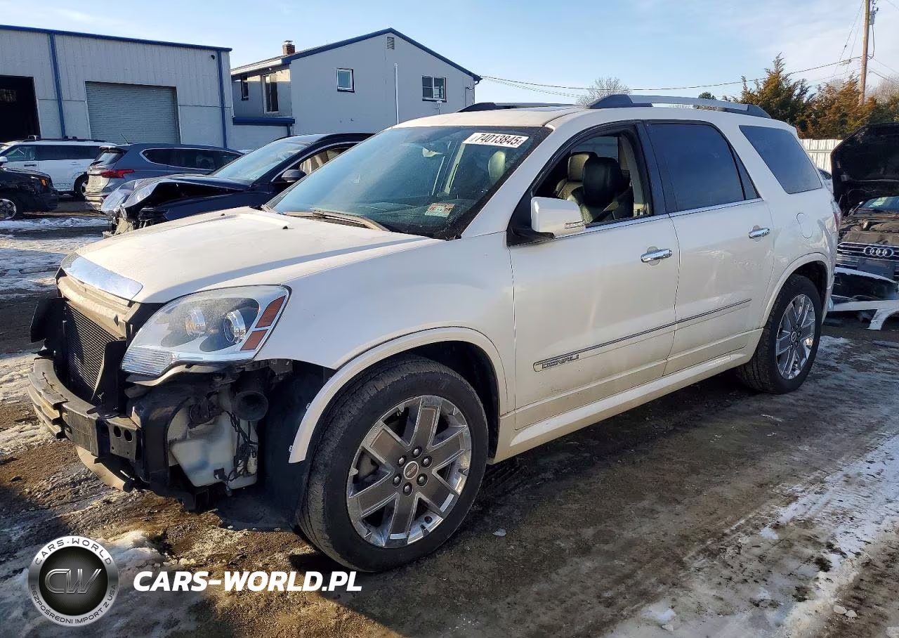 2011 GMC Acadia Denali