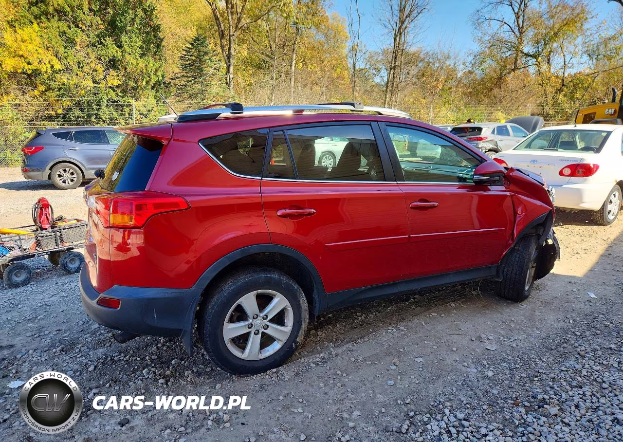 2013 Toyota Rav4 Xle VIN:2T3RFREV4DW100070 - 3