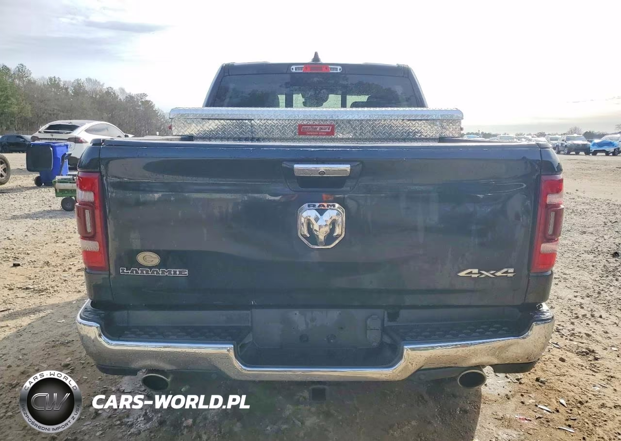 2019 Ram 1500 Laramie VIN:1C6SRFJT7KN642738 - 6