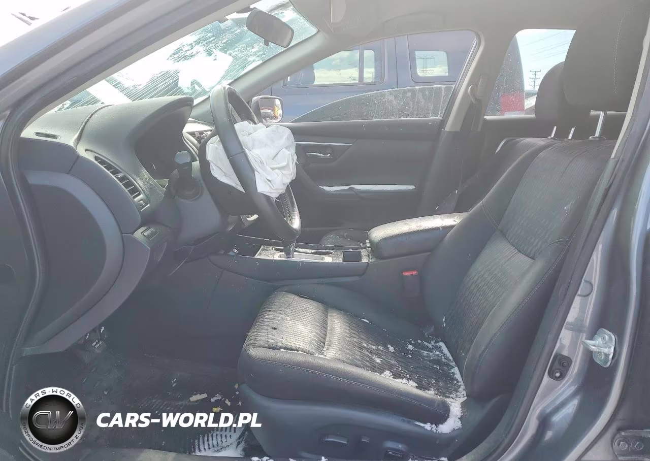 2018 Nissan Altima 2.5 VIN:1N4AL3AP3JC250136 - 7
