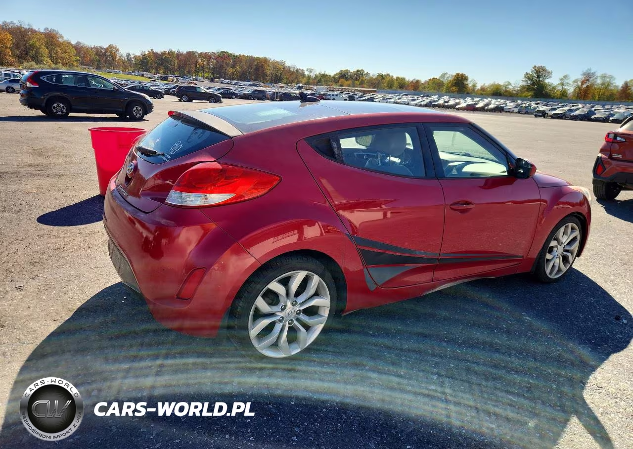 2013 Hyundai Veloster Base VIN:KMHTC6AD6DU119836 - 3