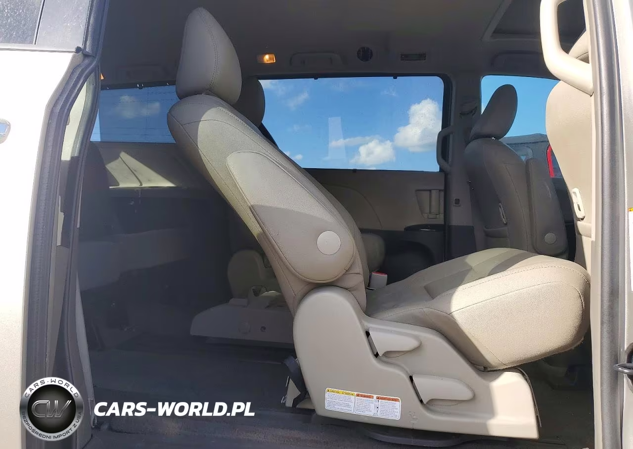 2016 Toyota Sienna Xle 8-Passenger VIN:5TDYK3DC6GS709221 - 11