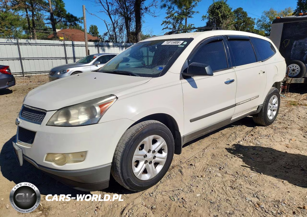2011 Chevrolet Traverse Ls VIN:1GNKRFED6BJ394010 - 1