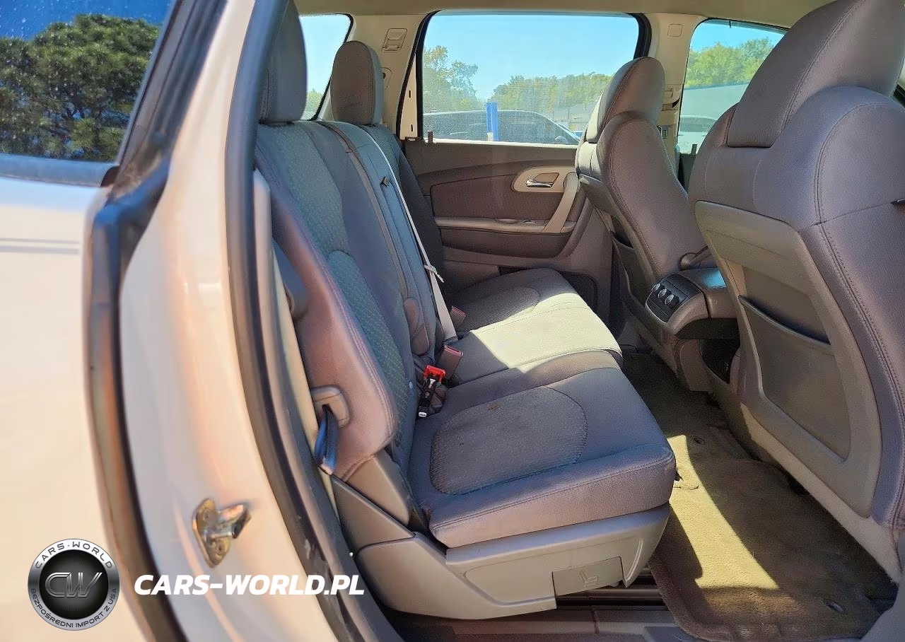 2011 Chevrolet Traverse Ls VIN:1GNKRFED6BJ394010 - 11