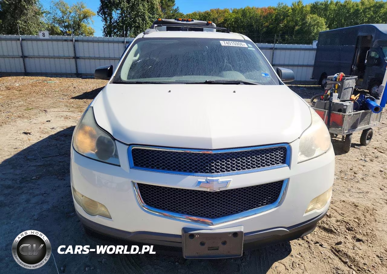 2011 Chevrolet Traverse Ls VIN:1GNKRFED6BJ394010 - 5