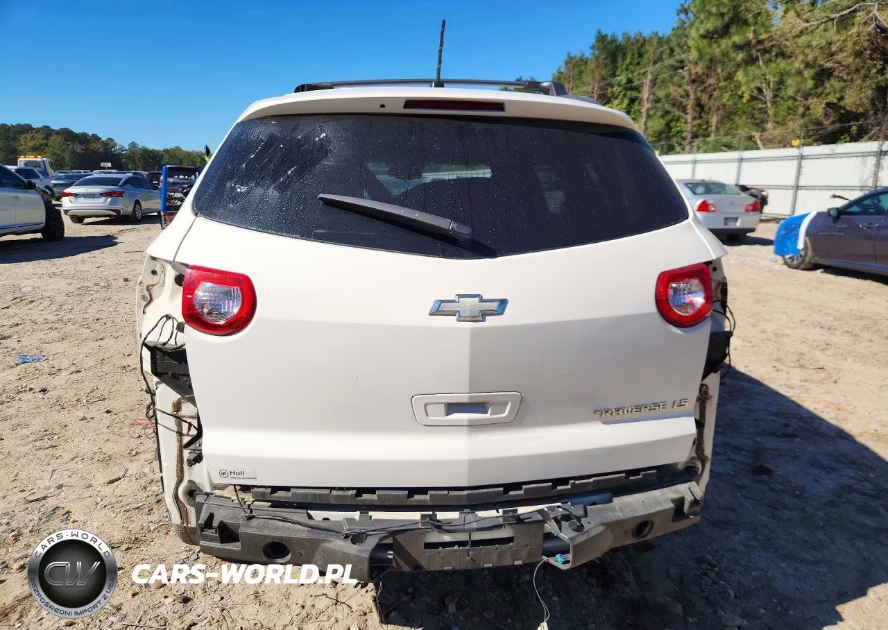 2011 Chevrolet Traverse Ls VIN:1GNKRFED6BJ394010 - 6