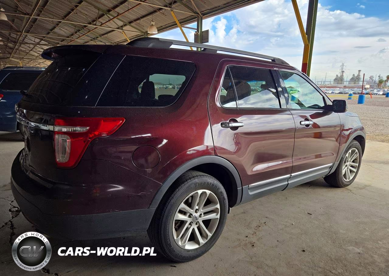 2011 Ford Explorer Xlt VIN:1FMHK7D8XBGA19019 - 3