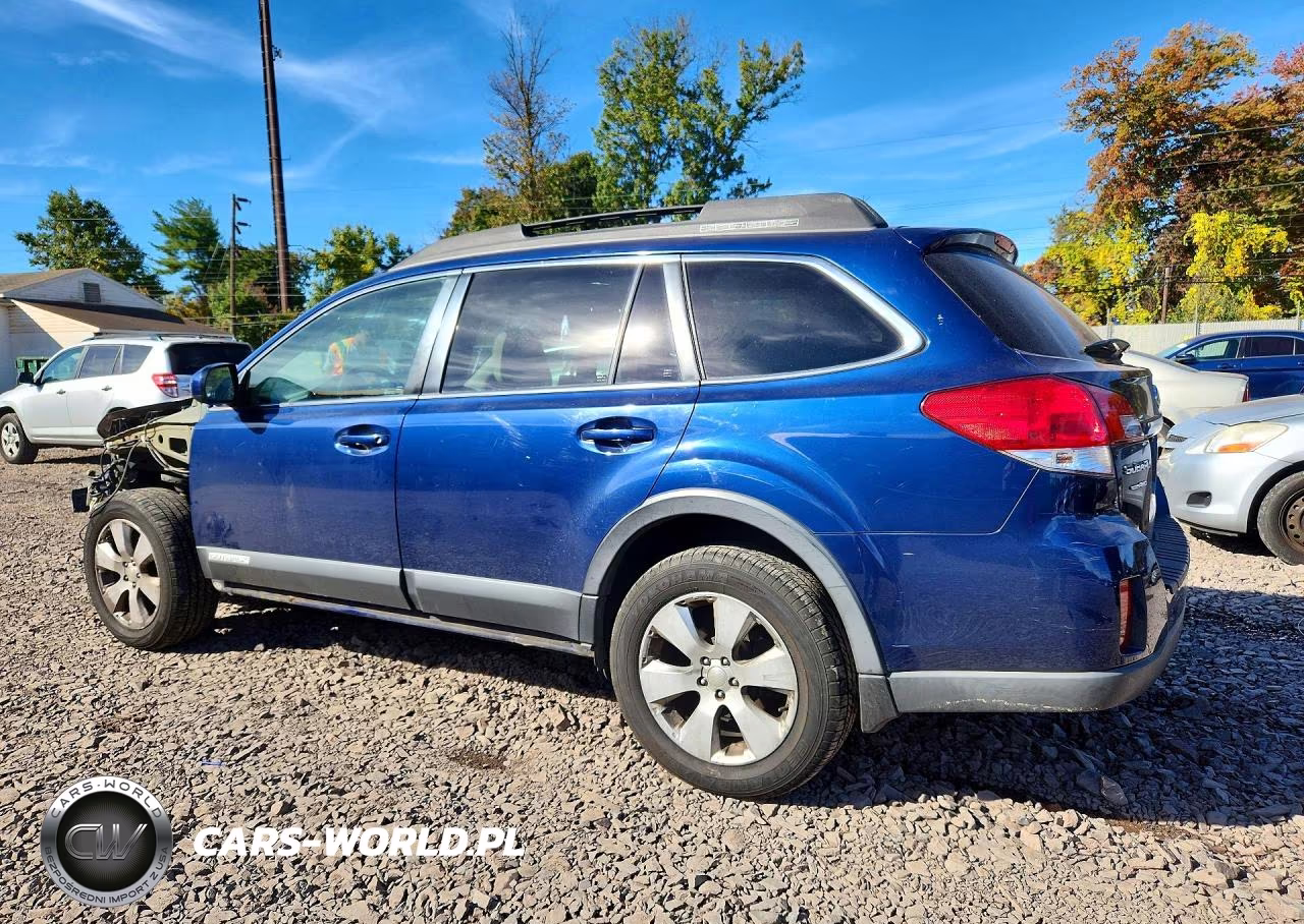 2010 Subaru Outback 2.5I Premium VIN:4S4BRCHC1A3334824 - 2