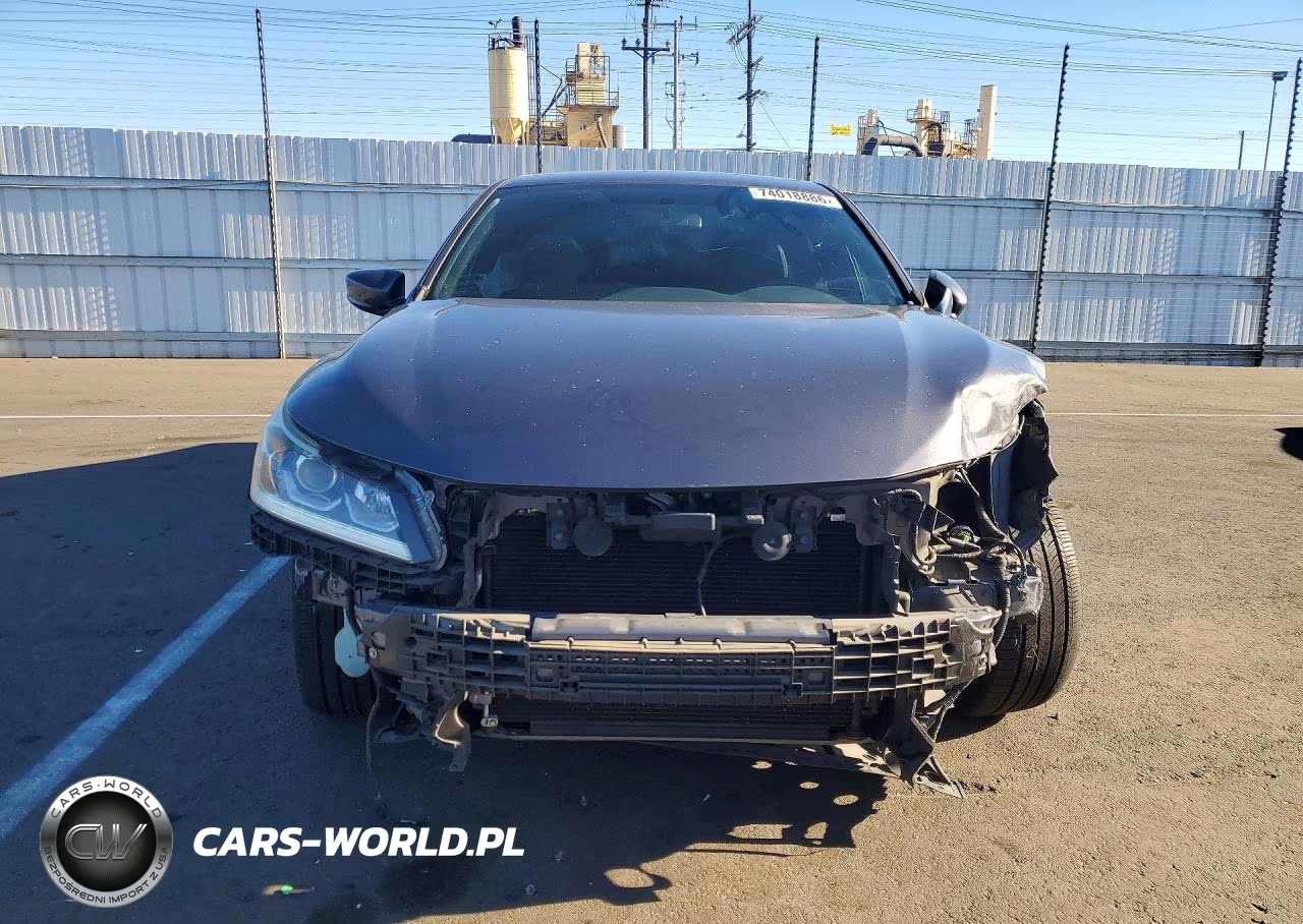 2017 Honda Accord Sport VIN:1HGCR2F55HA239133 - 5