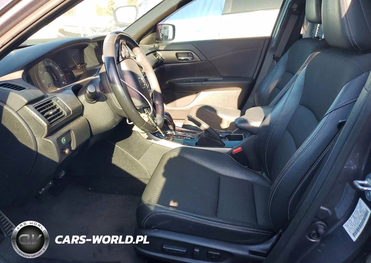 2017 Honda Accord Sport VIN:1HGCR2F55HA239133 - 7
