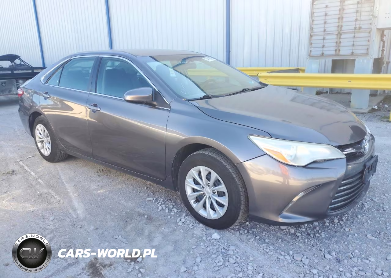 2015 Toyota Camry VIN:4T1BF1FK8FU947953 - 4
