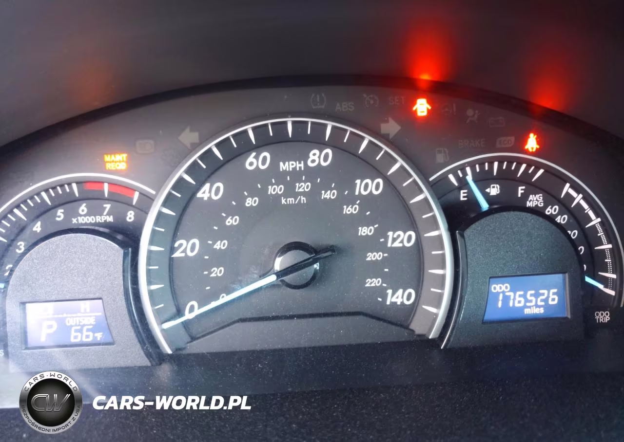 2015 Toyota Camry VIN:4T1BF1FK8FU947953 - 9