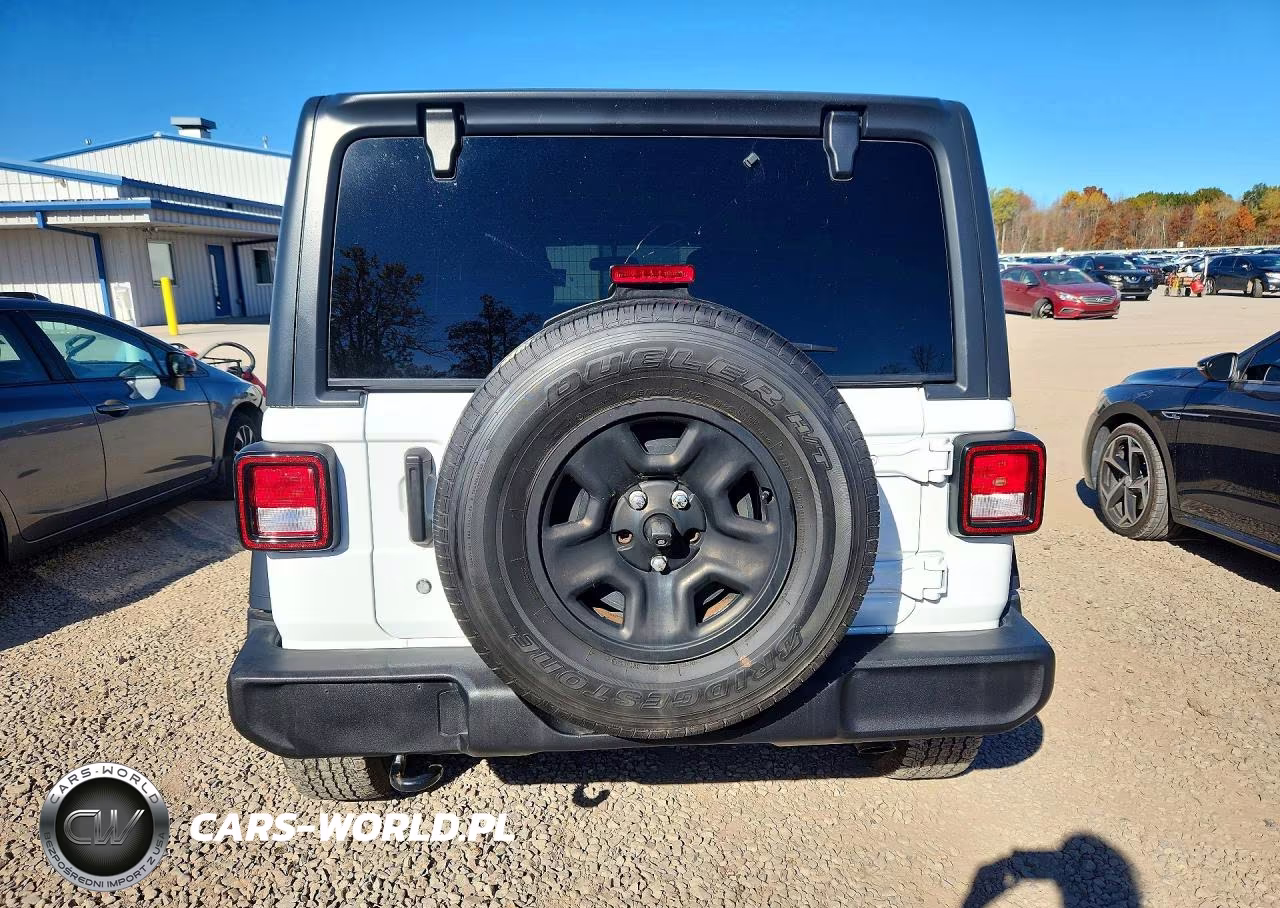 2018 Jeep Wrangler Unlimited Sport VIN:1C4HJXDG8JW141963 - 6