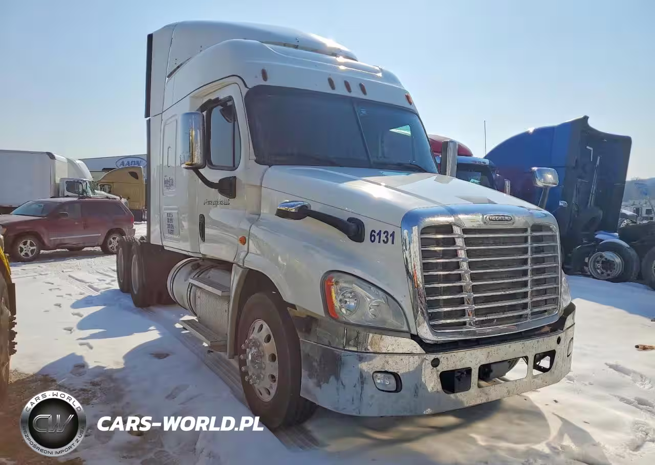 2018 Freightliner Cascadia 125 Semi Truck
