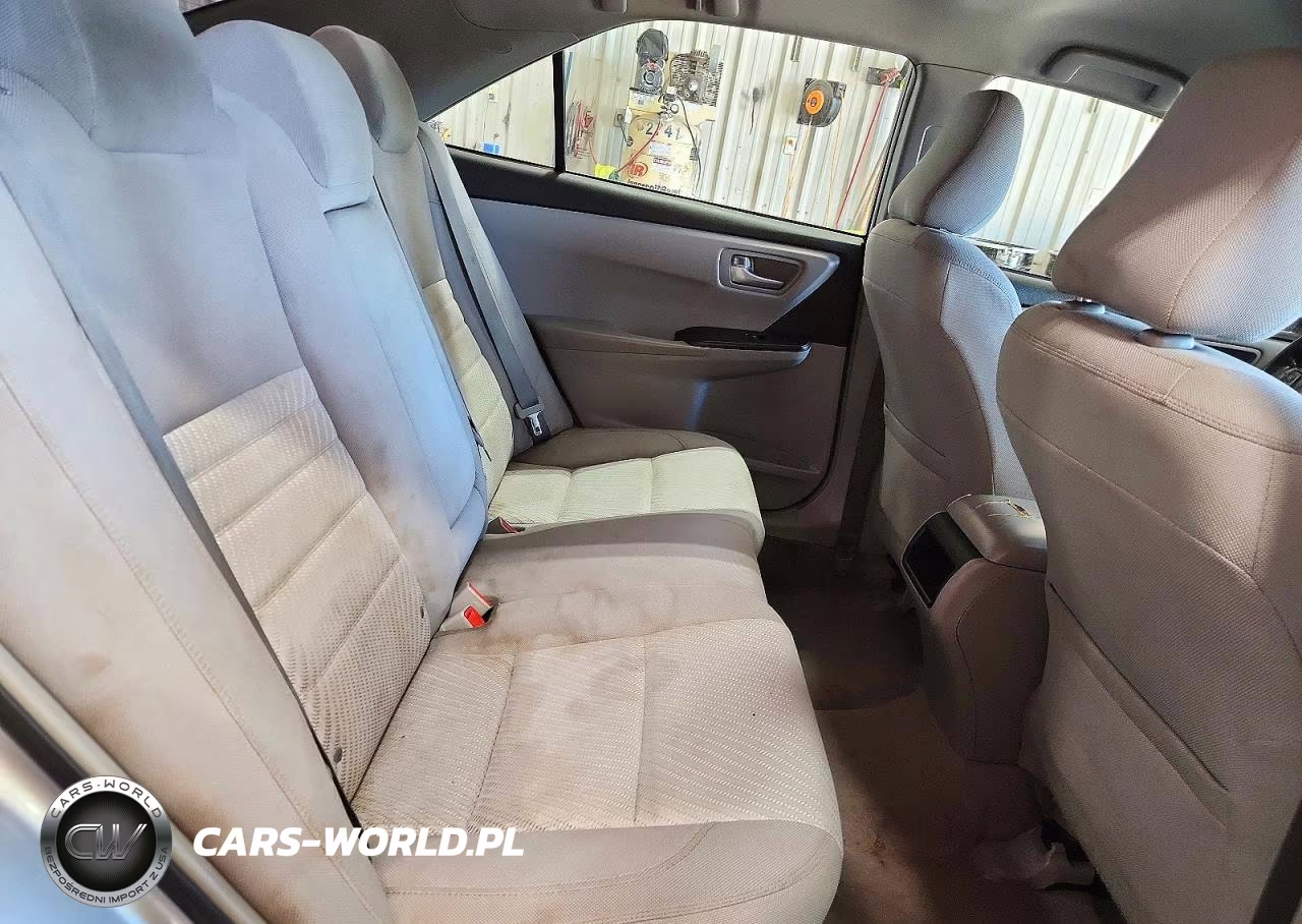 2015 Toyota Camry Le VIN:4T4BF1FK1FR494362 - 10