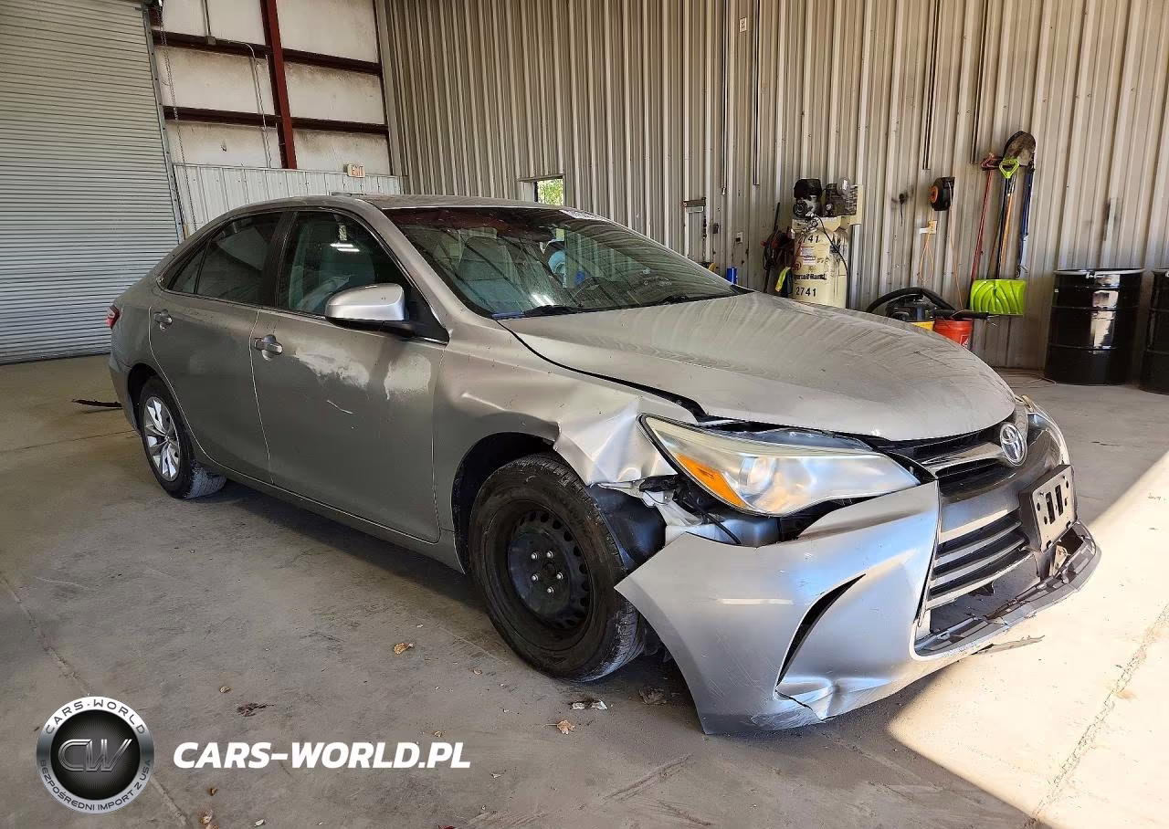 2015 Toyota Camry Le VIN:4T4BF1FK1FR494362 - 4