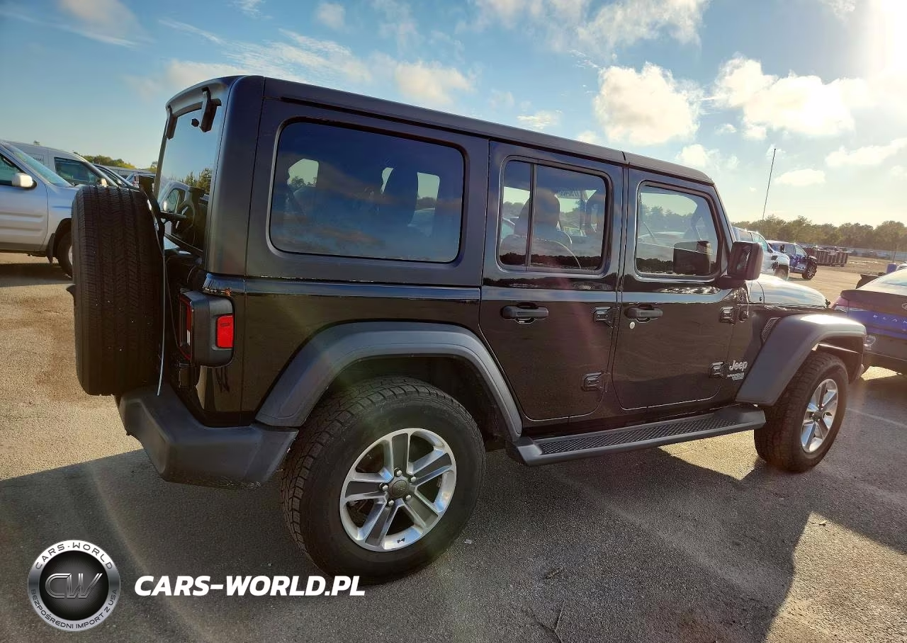 2019 Jeep Wrangler Unlimited Sport VIN:1C4HJXDGXKW646453 - 3