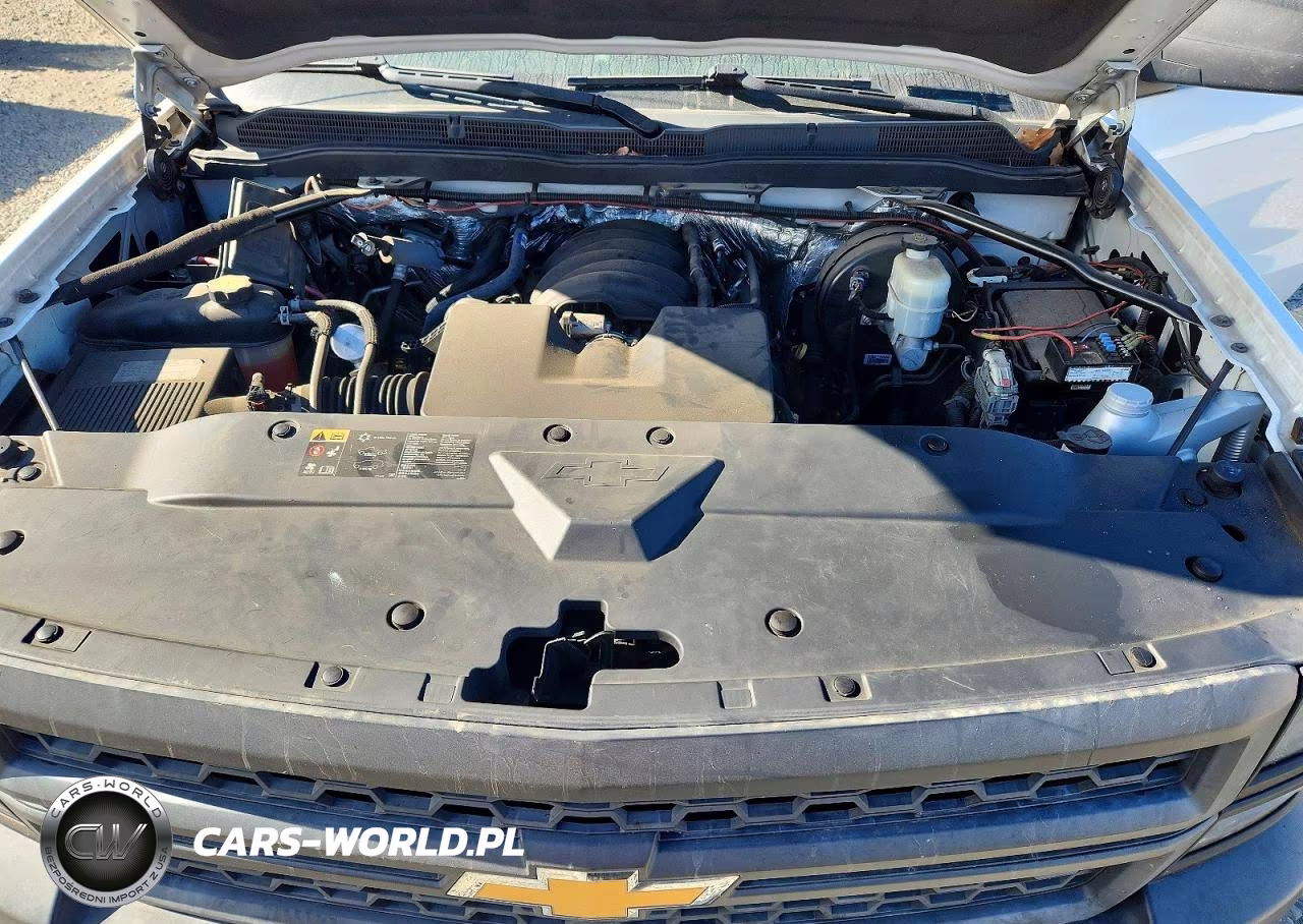 2015 Chevrolet Silverado C1500 VIN:1GCRCPEH8FZ179995 - 11