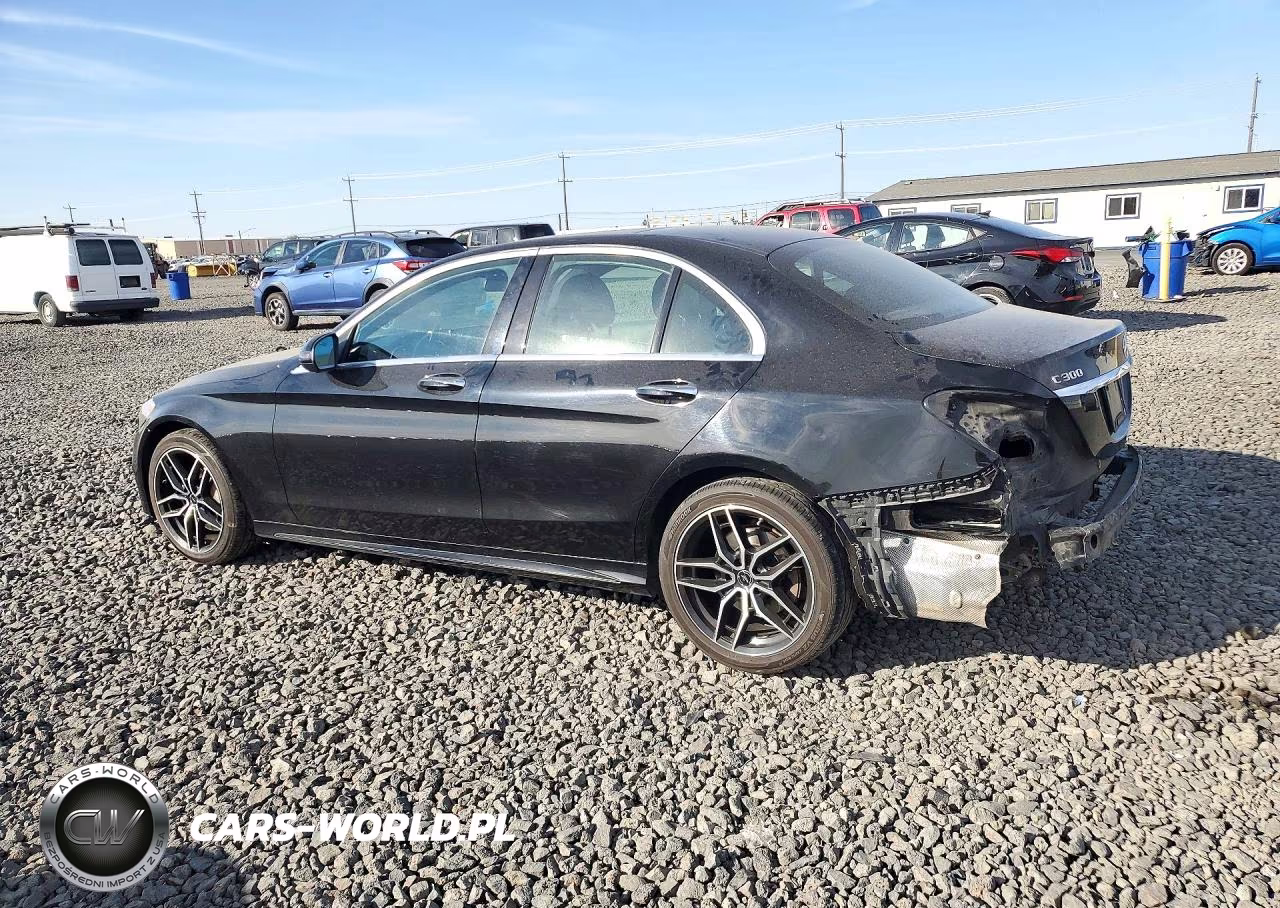 2015 Mercedes-Benz C 300 4Matic VIN:55SWF4KB2FU023867 - 2