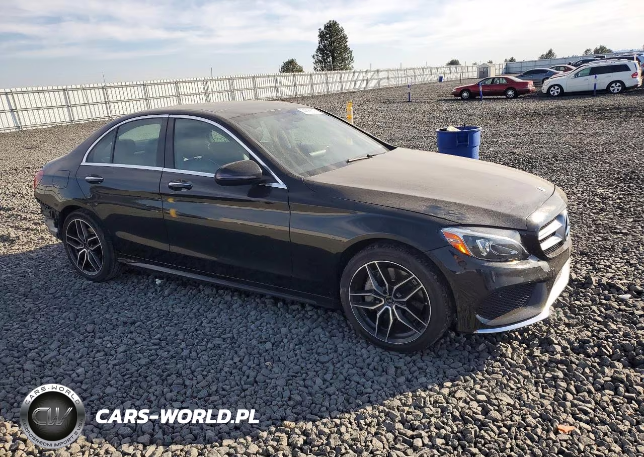 2015 Mercedes-Benz C 300 4Matic VIN:55SWF4KB2FU023867 - 4