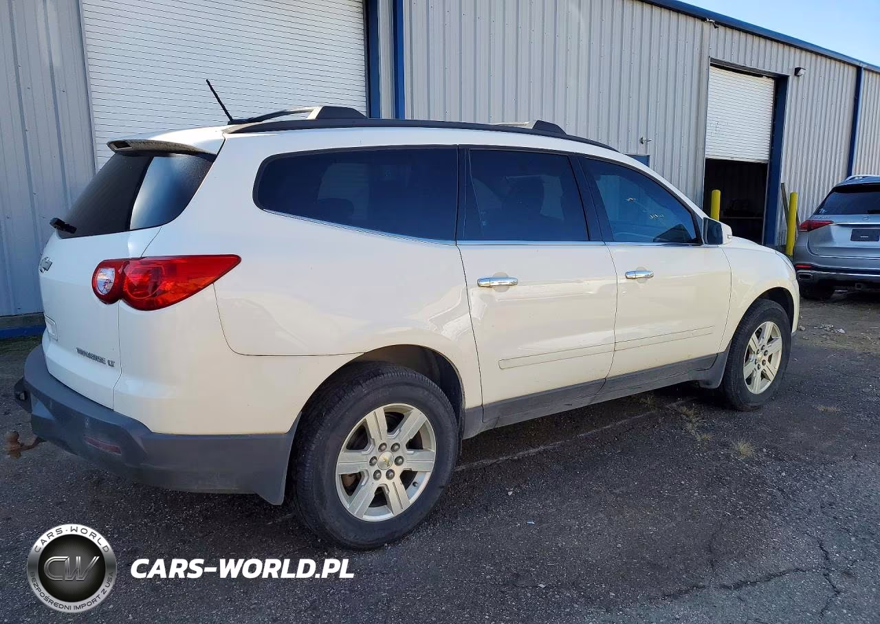 2012 Chevrolet Traverse Lt VIN:1GNKRGED3CJ101316 - 3