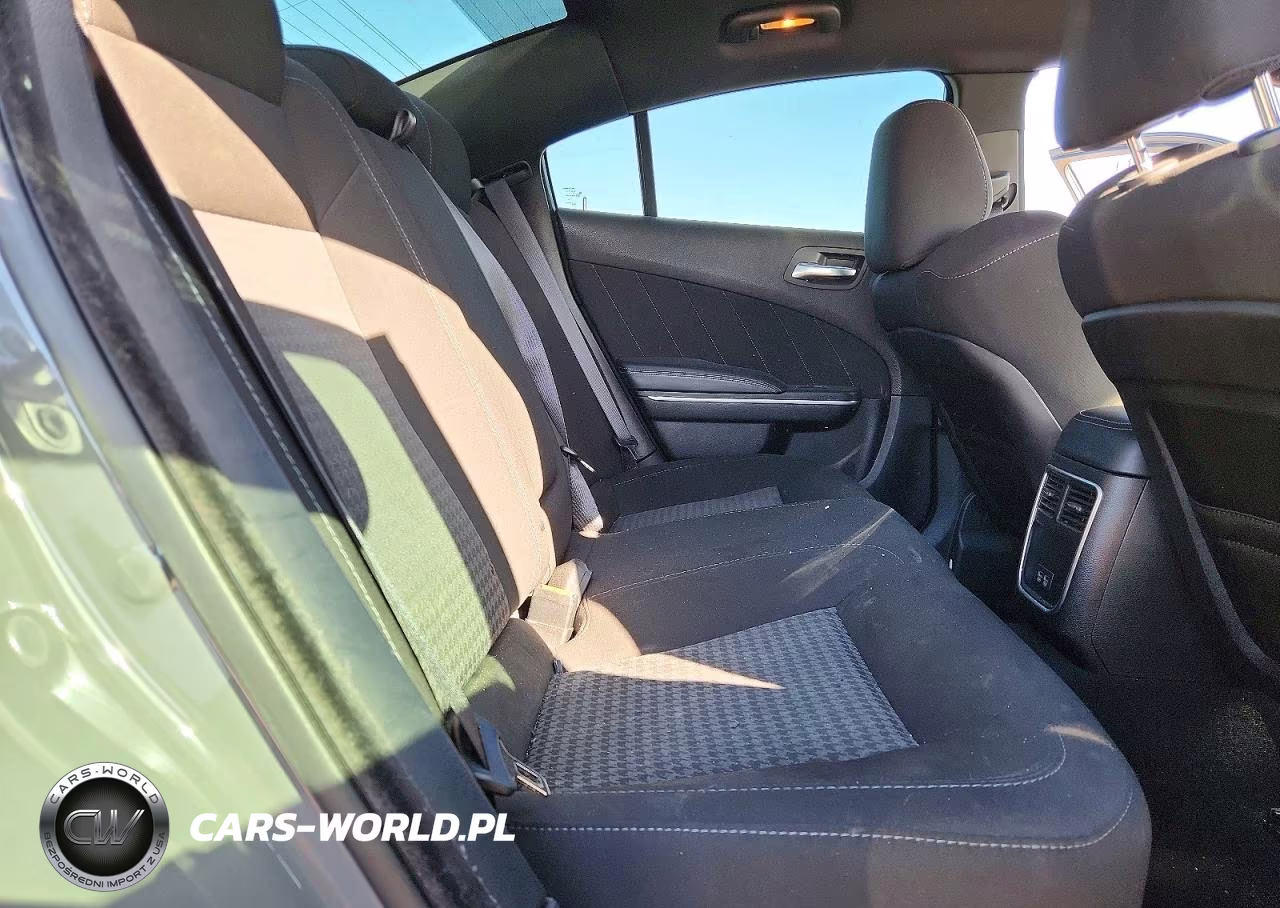 2023 Dodge Charger Scat Pack VIN:2C3CDXGJXPH681612 - 10