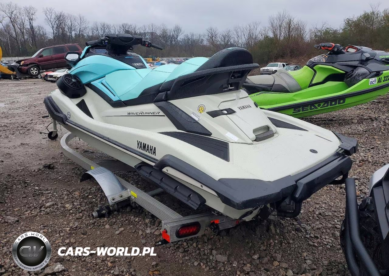 2025 Yamaha Fx Jet Ski VIN:YAMA0255L425 - 3
