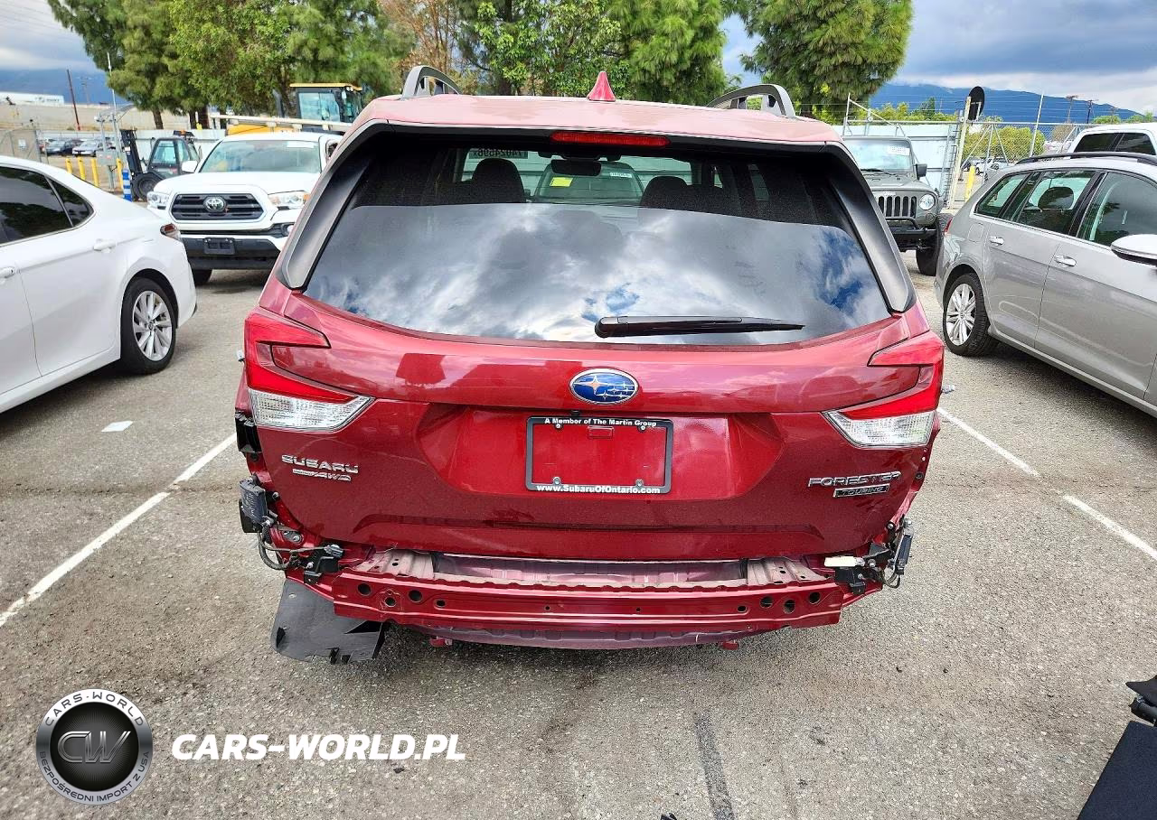 2020 Subaru Forester Touring VIN:JF2SKAXC3LH490658 - 6