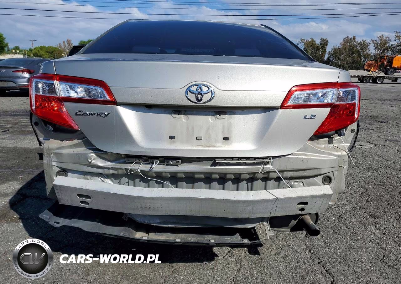 2014 Toyota Camry Le VIN:4T4BF1FK4ER410016 - 6