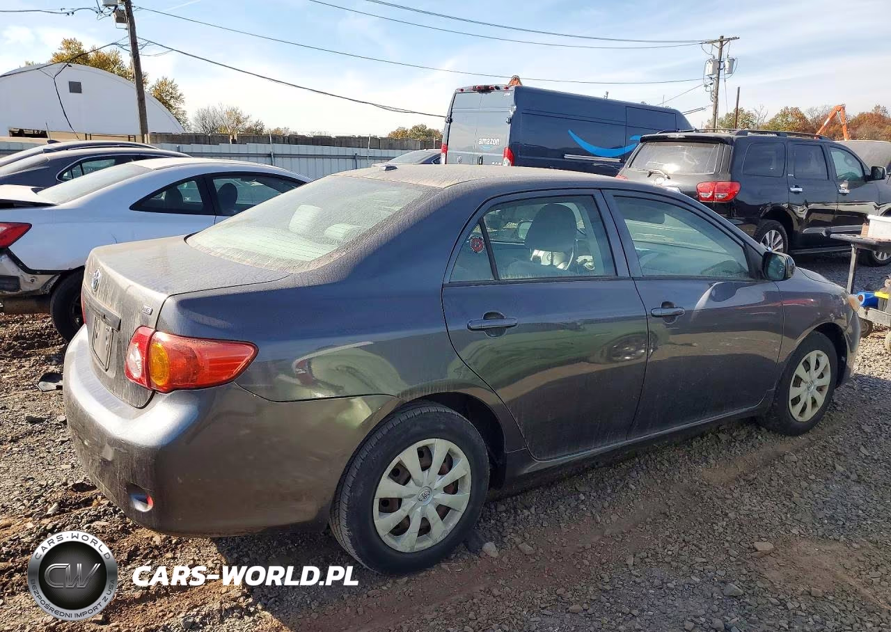 2010 Toyota Corolla Le VIN:JTDBU4EE9AJ055096 - 3