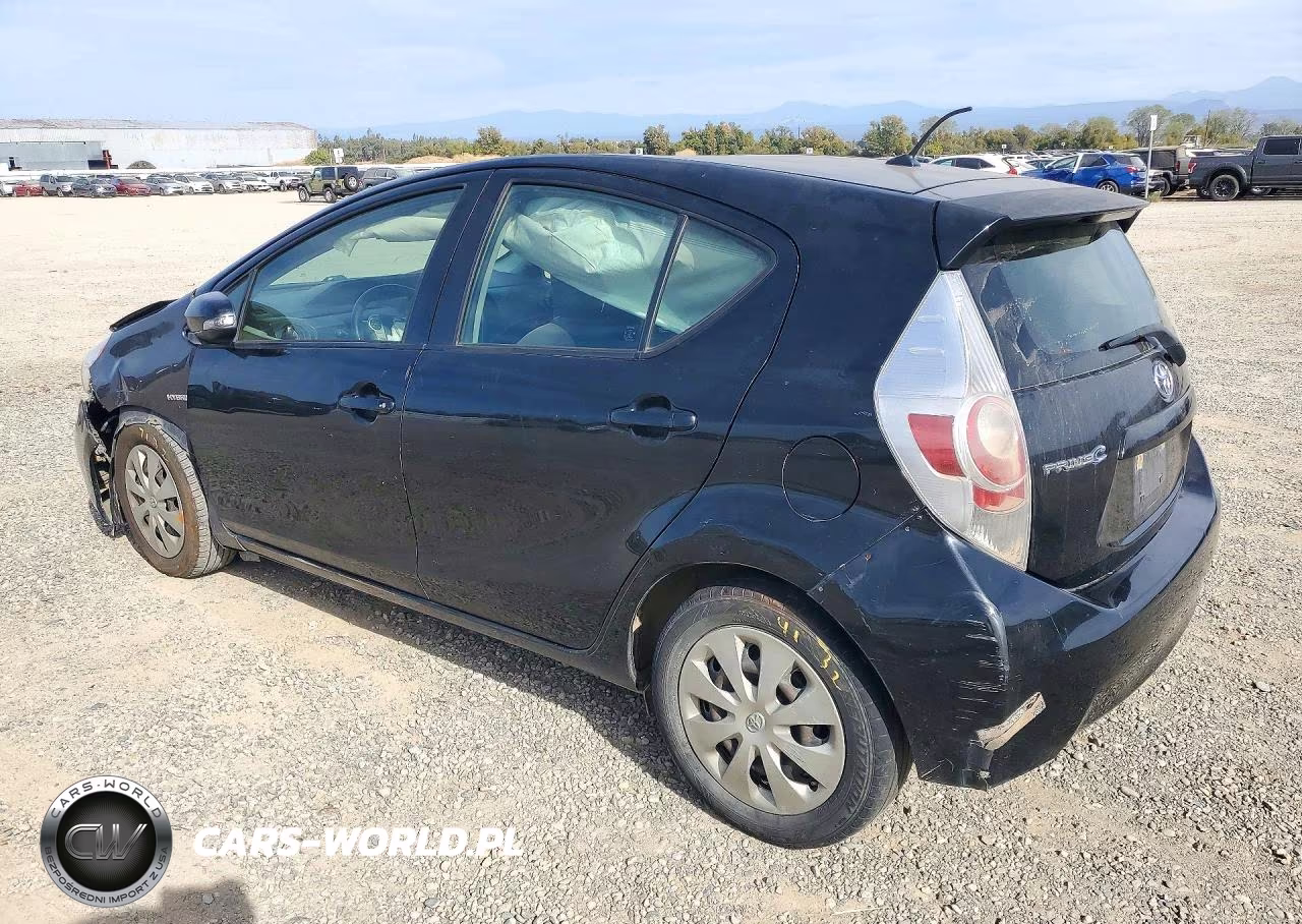 2012 Toyota Prius C One VIN:JTDKDTB37C1504744 - 2