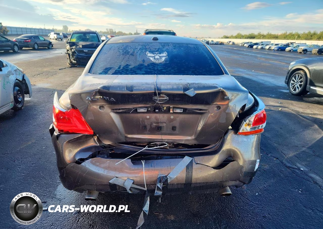 2015 Nissan Altima 2.5 S VIN:1N4AL3APXFC437381 - 6