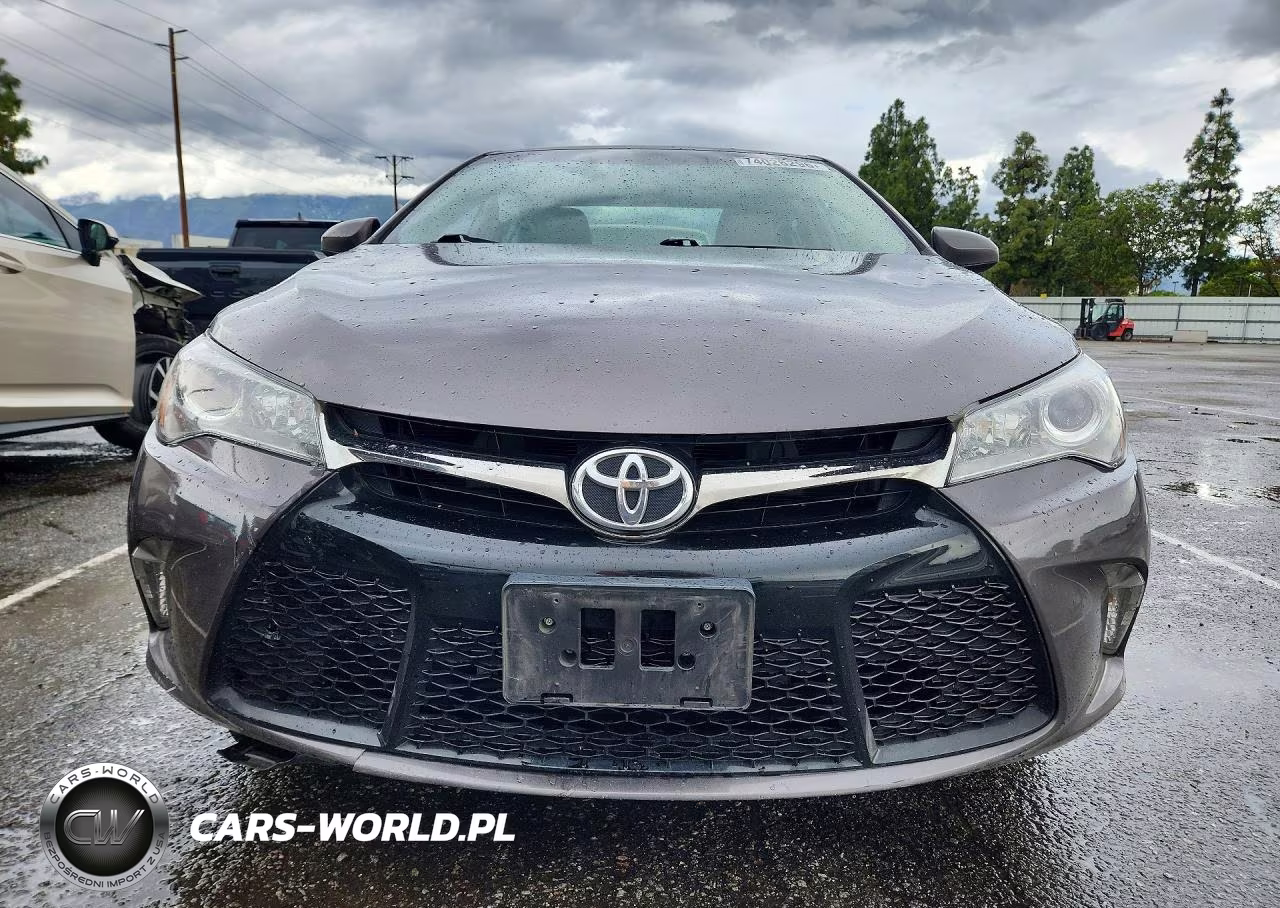 2017 Toyota Camry Se VIN:4T1BF1FK6HU303659 - 5