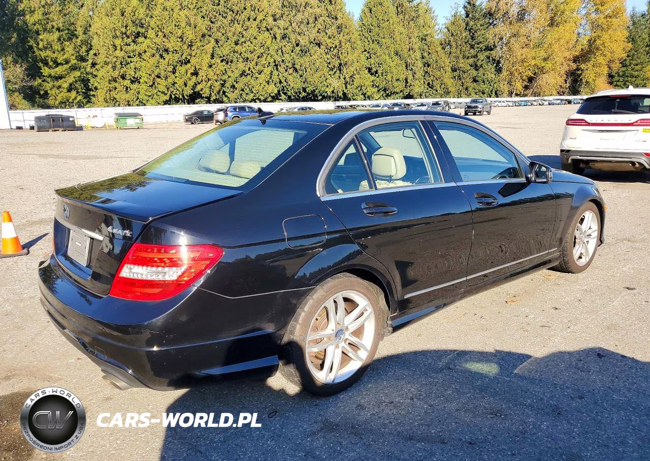 2013 Mercedes-Benz C 300 4Matic VIN:WDDGF8AB4DR288771 - 3