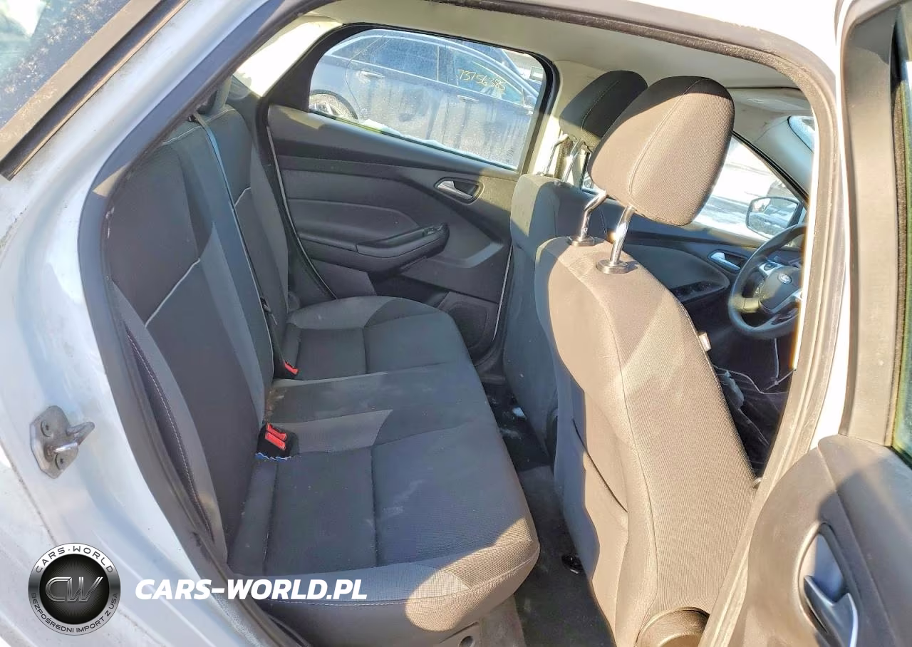 2012 Ford Focus VIN:1FAHP3F28CL246568 - 10