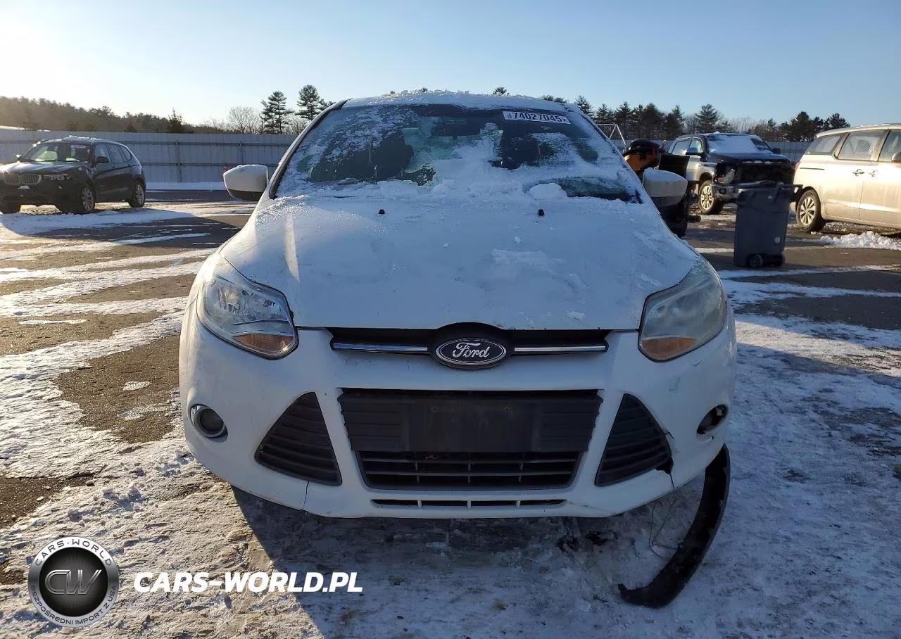 2012 Ford Focus VIN:1FAHP3F28CL246568 - 5