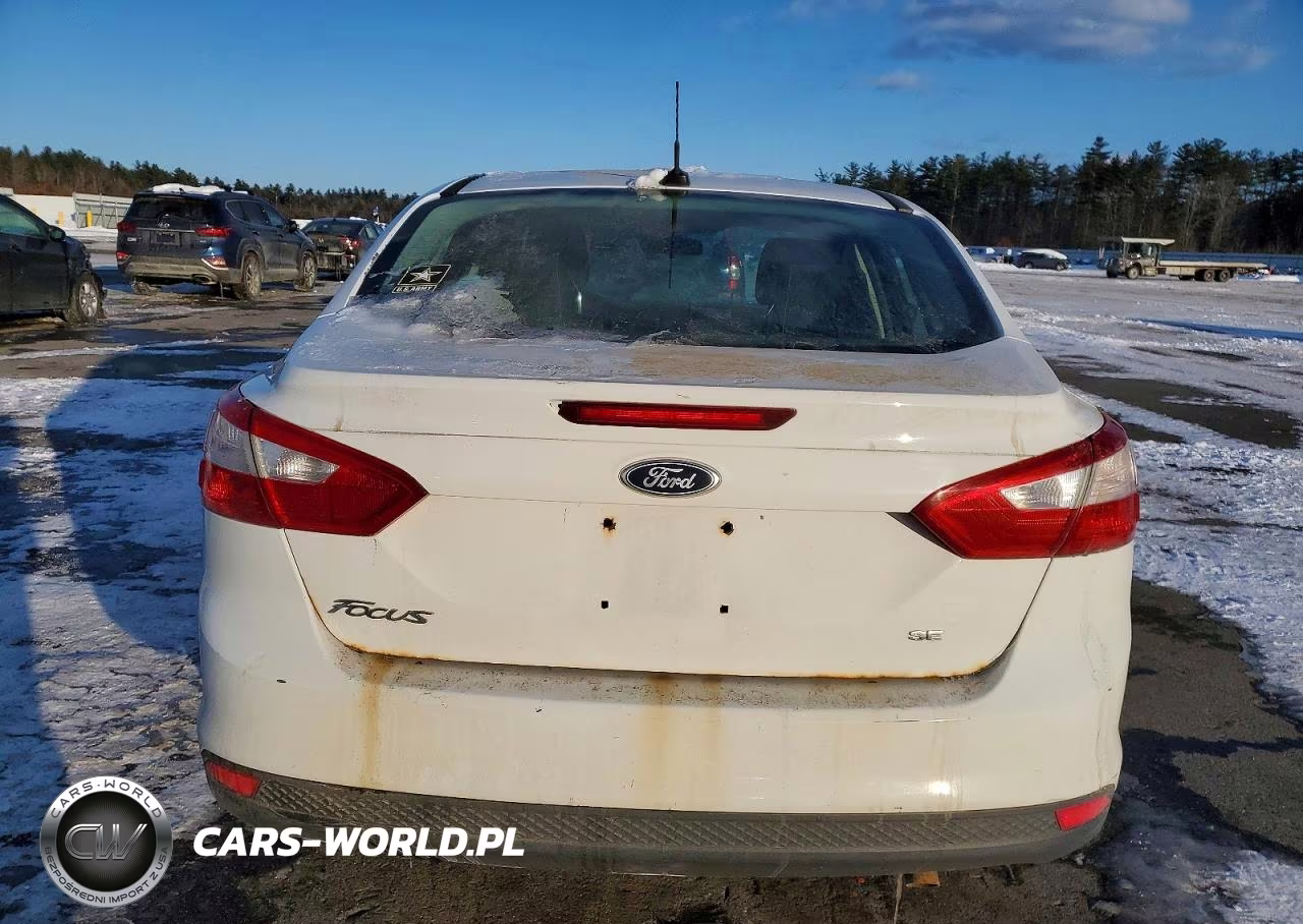 2012 Ford Focus VIN:1FAHP3F28CL246568 - 6