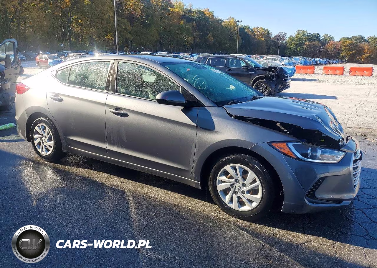 2018 Hyundai Elantra Se VIN:5NPD74LF4JH377648 - 4