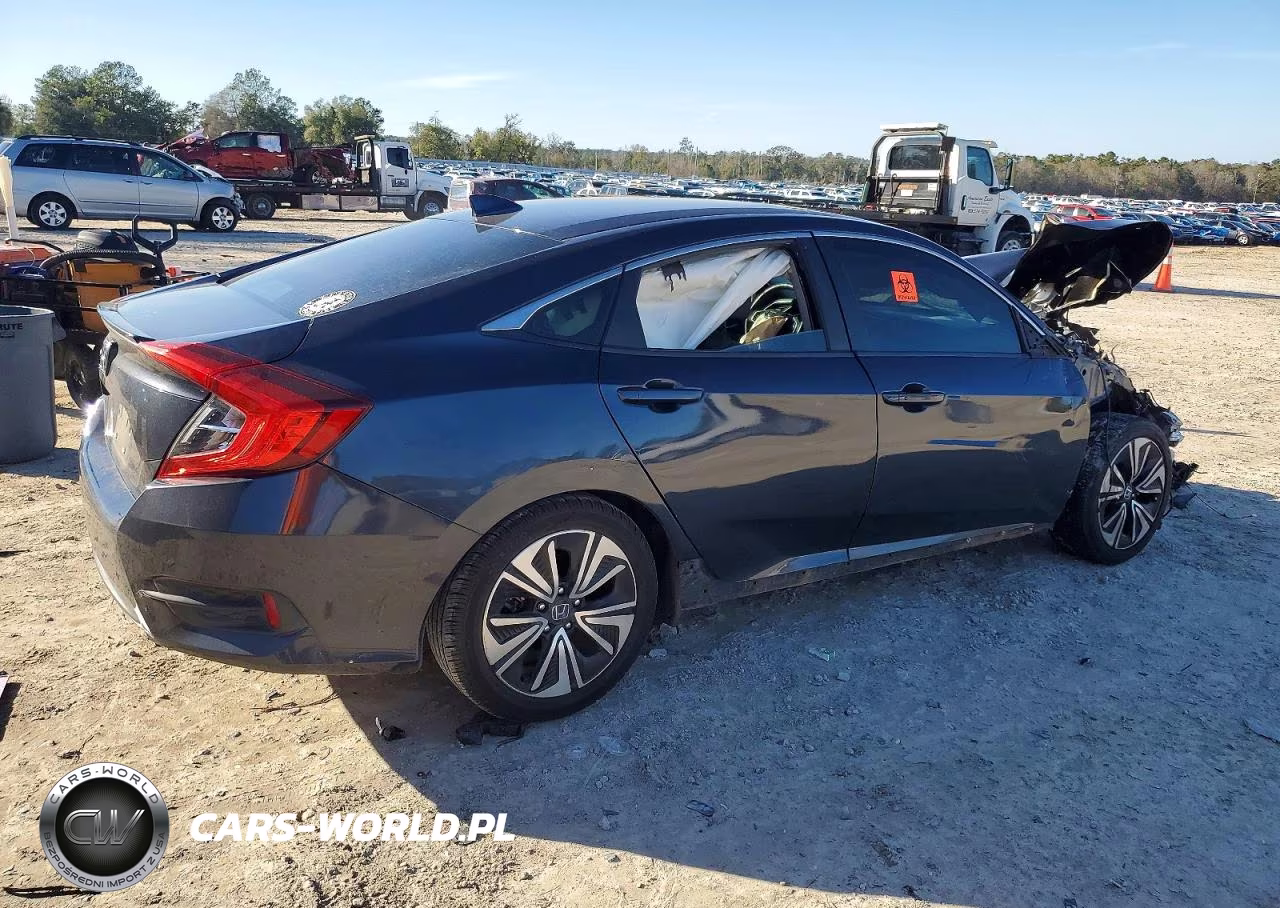 2018 Honda Civic Ex VIN:JHMFC1F32JX036823 - 3