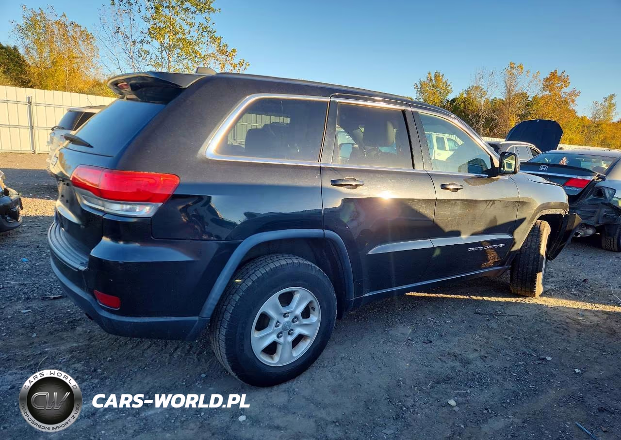 2016 Jeep Grand Cherokee Laredo VIN:1C4RJFAG8GC348950 - 3