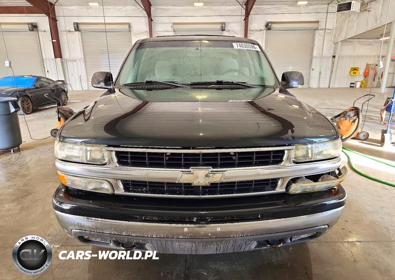 2003 Chevrolet Tahoe K1500 VIN:1GNEK13Z03R183052 - 5