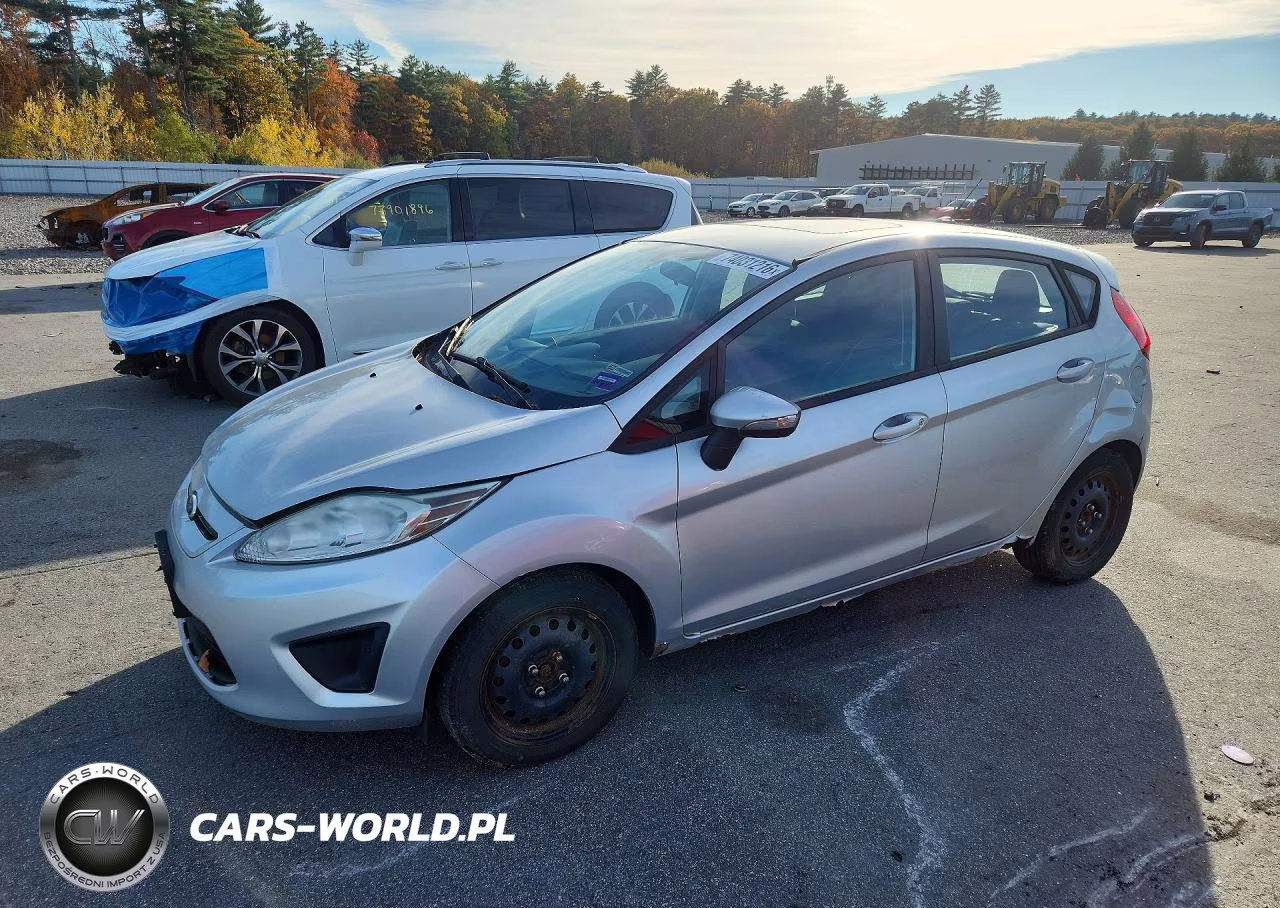 2013 Ford Fiesta Se VIN:3FADP4EJ3DM173607 - 1