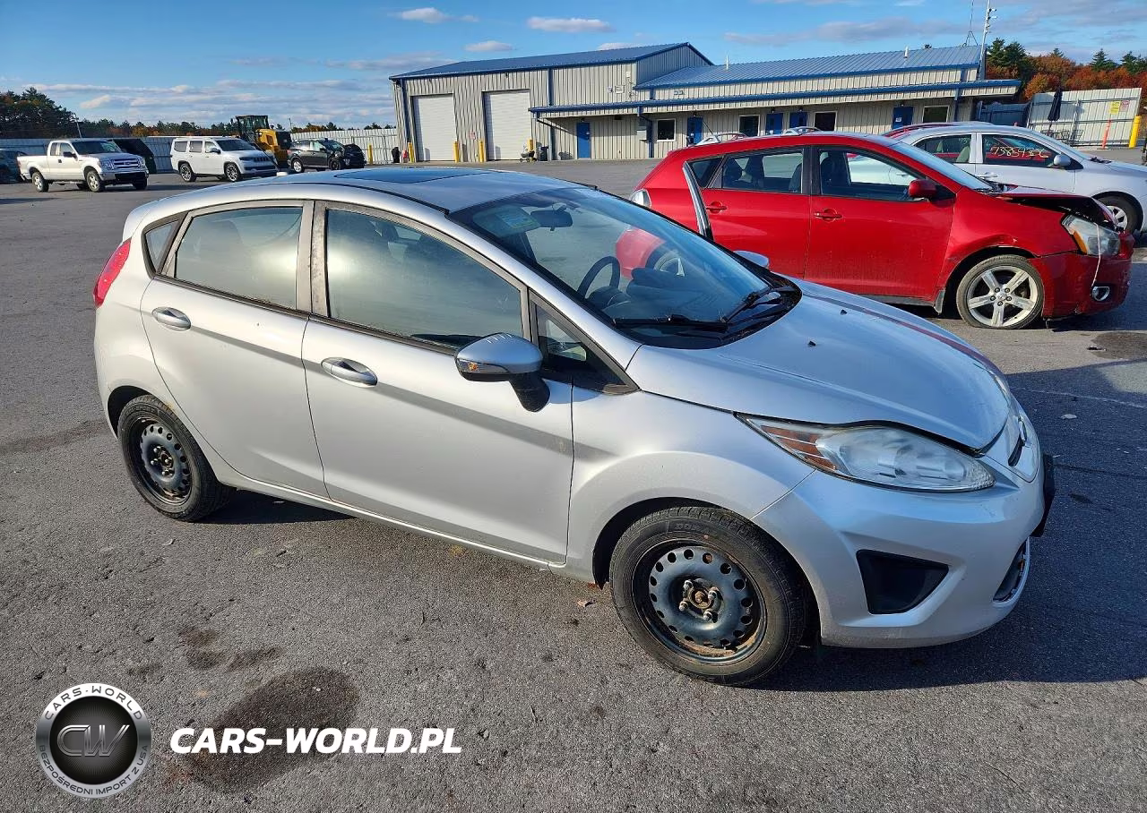 2013 Ford Fiesta Se VIN:3FADP4EJ3DM173607 - 4