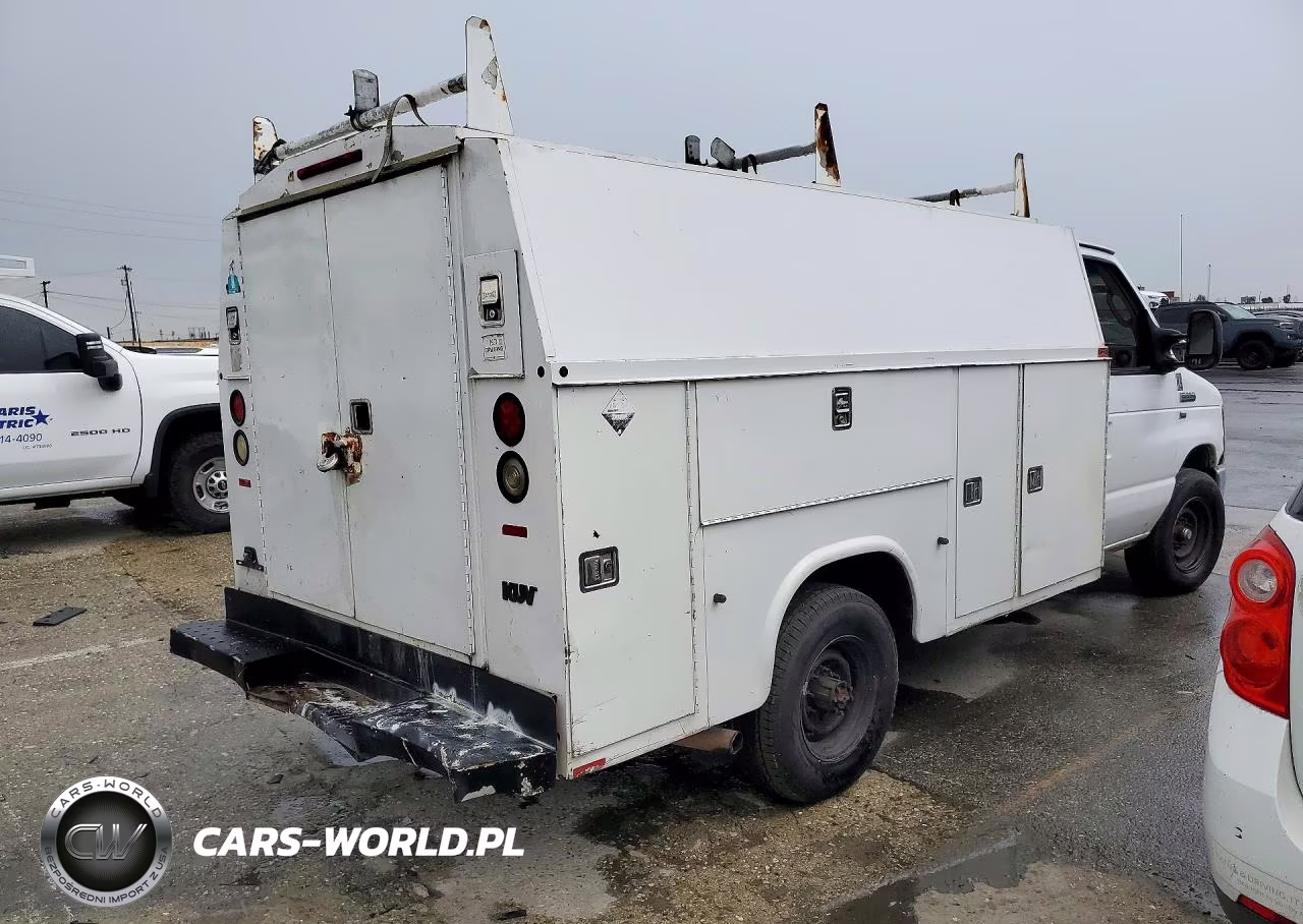 2013 Ford Econoline E350 Super Duty Cutaway Van VIN:1FDWE3FL2DDB13120 - 3