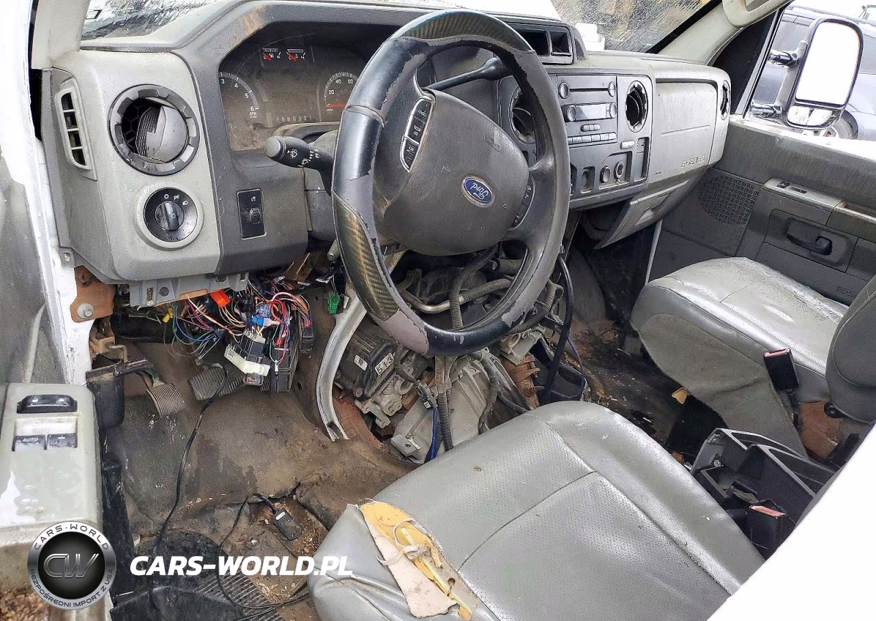 2013 Ford Econoline E350 Super Duty Cutaway Van VIN:1FDWE3FL2DDB13120 - 8